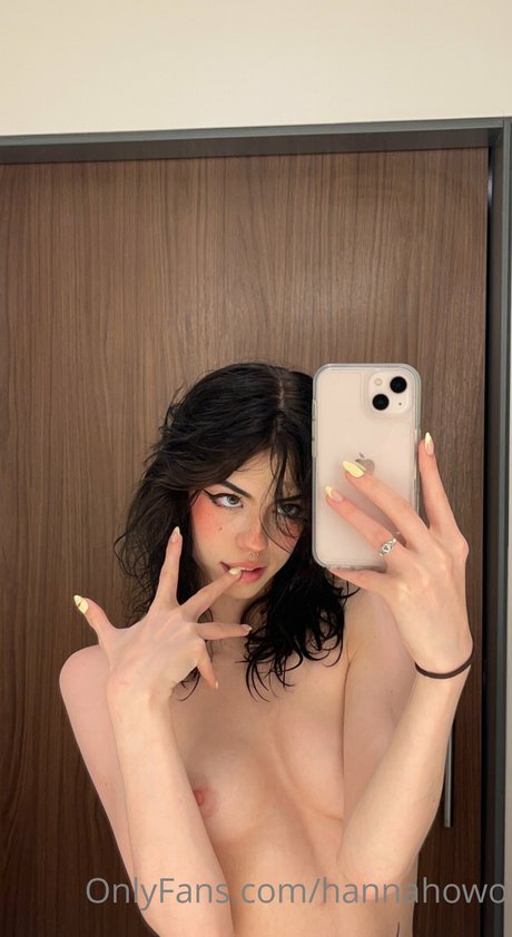 Hannahowo sex actress img