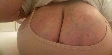 smoking onlyfans free naked photos