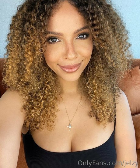 queen jelz nudes actress pictures