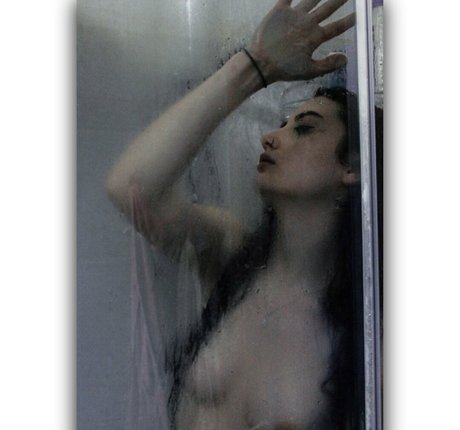 Bickygram sexy star photo