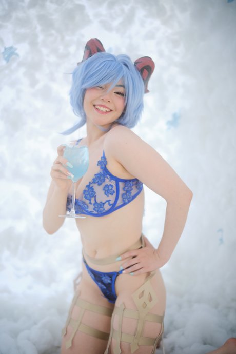 Elle pastelle beautiful model images