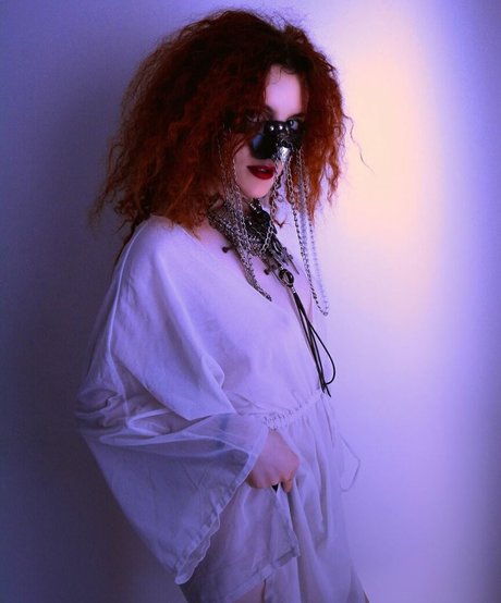 Aybuke Dobreva model adult images