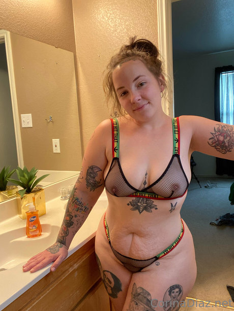 corinadiaz model nudes photo