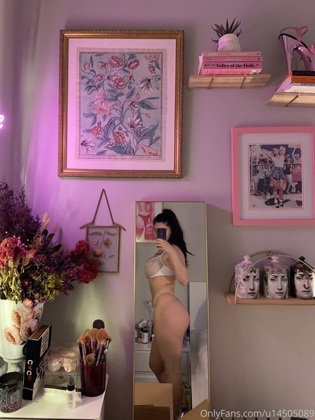 Sydney Benjamin star hot galleries