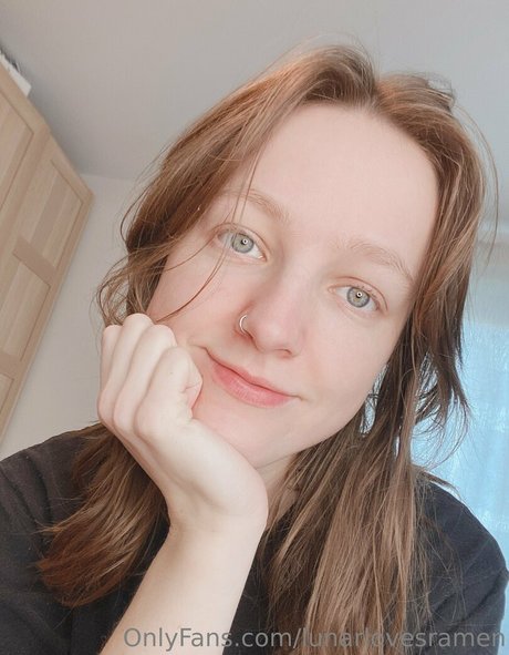 lunarlovesramen nude actress galleries