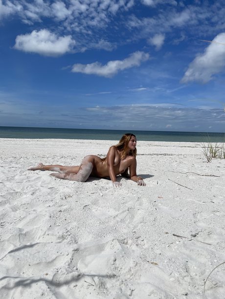 Maibela adult model images