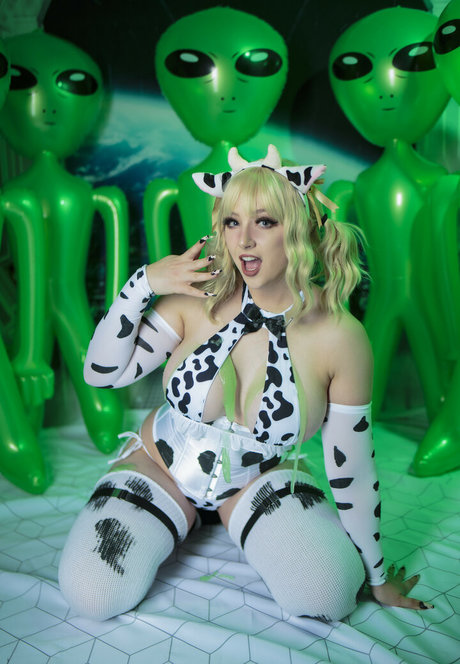 Feisty Vee model high quality photo