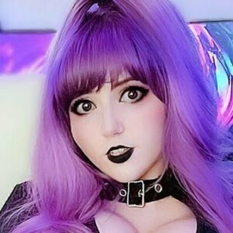 nebulaneko sexy pornstar picture