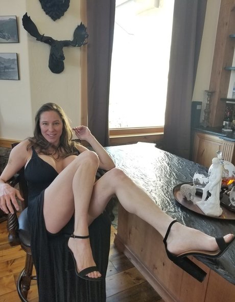 heatherharmon pornstar erotic photos