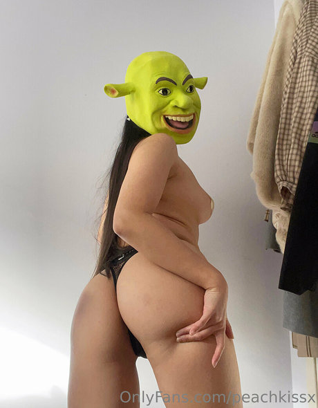 Peachkissx high quality pornstar photo