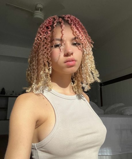 Larissa Kimberlly star perfect galleries