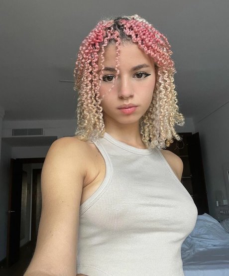 Larissa Kimberlly perfect star photo