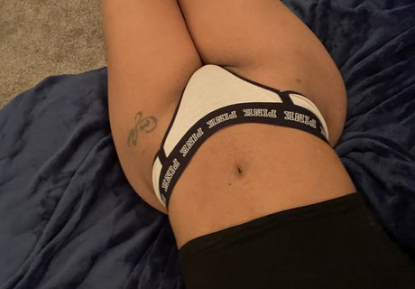 Nita Amari star adult pics