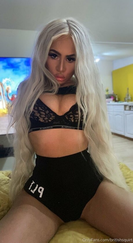 britishsquirt xxx model img