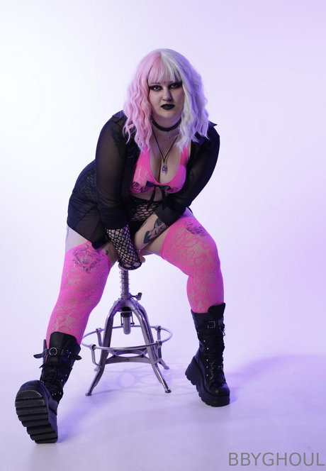 babyghoulbunda erotic star photo