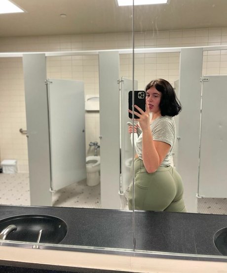 Sierraaa03 model pornographic photos