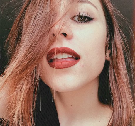 sandracerillii hot model pics