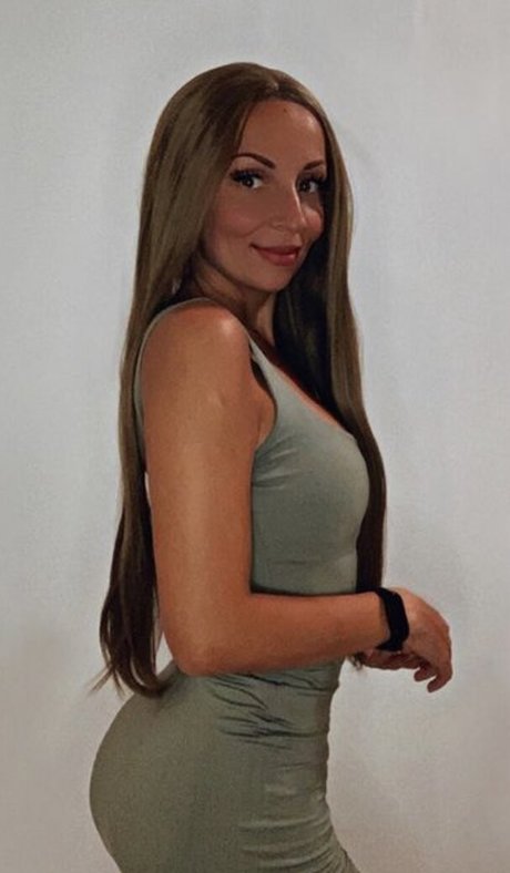 Bekescsabai Lanyok model nudes pic