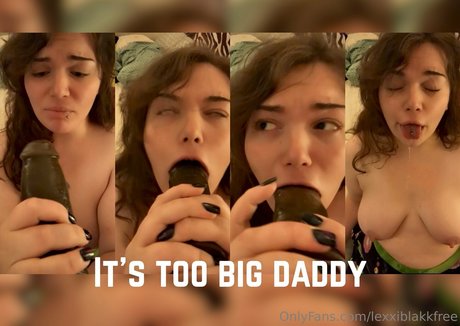 lexxiblakkfree star sexy photos