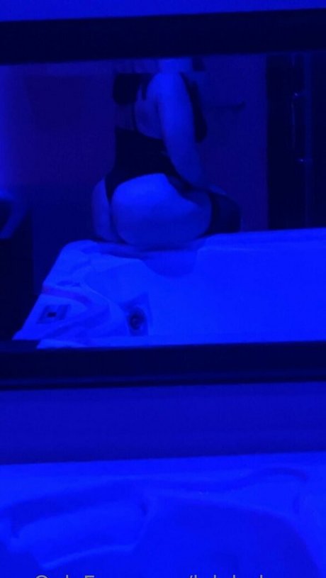 lolababyxox hd actress picture