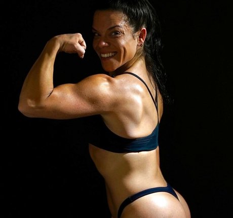 Carol Vaz pornstar hot galleries