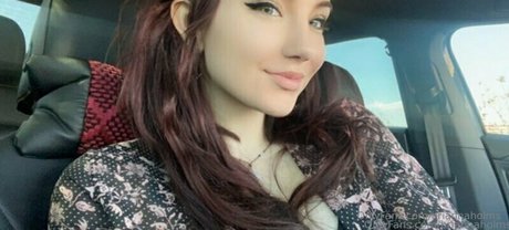 Crazy Babysitter sex actress img