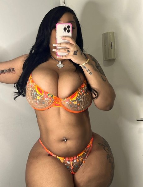 kinkykior hd star pic