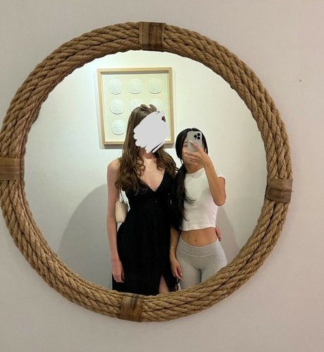 godessjny erotic model img