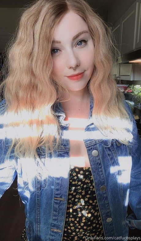 catscosplays free actress pictures