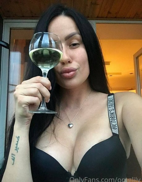 omglily star sex photos