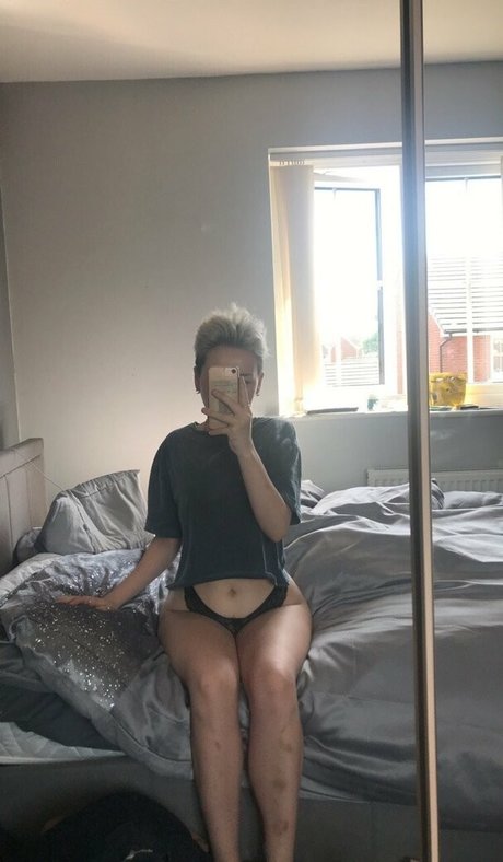 njewell02 exclusive actress archive