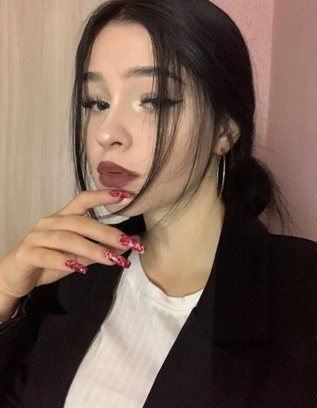 shalapayyka model free photos