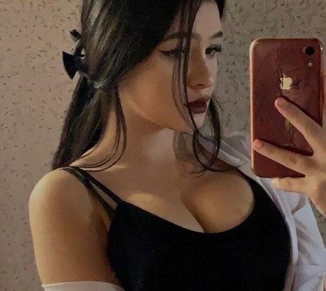 shalapayyka star top picture