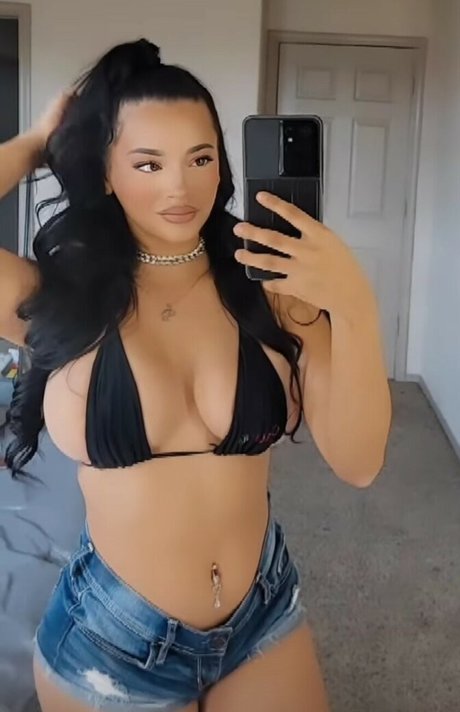 Ochoa Precious pretty model image