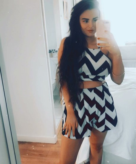 Kirsty Brittain star naked pic