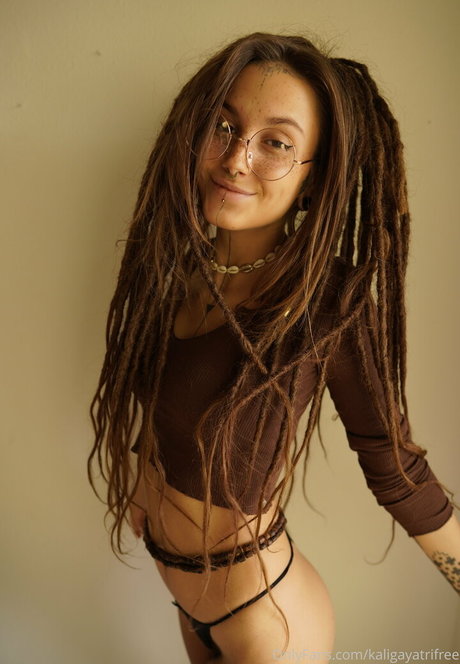 kaligayatrifree hot star images