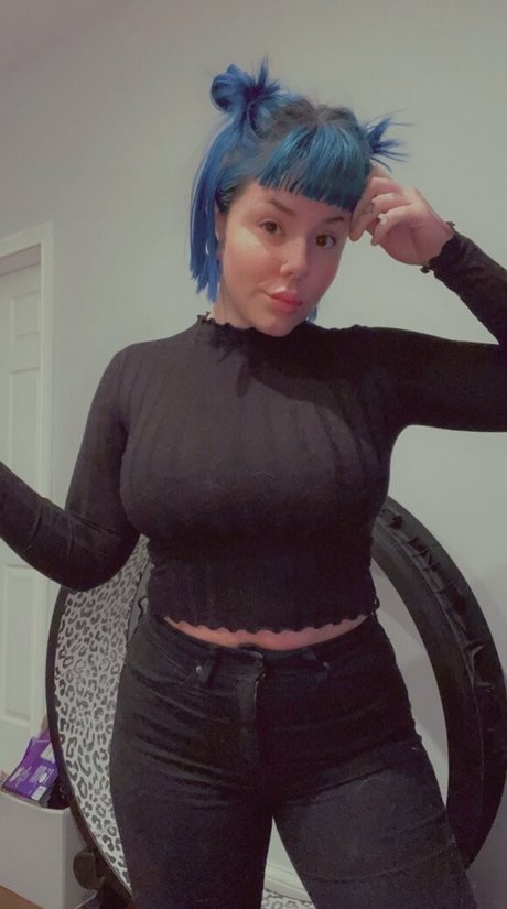 sleepylaika pornstar art images