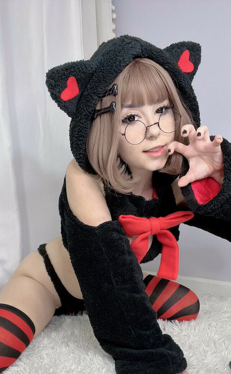 Feyrechan free actress img