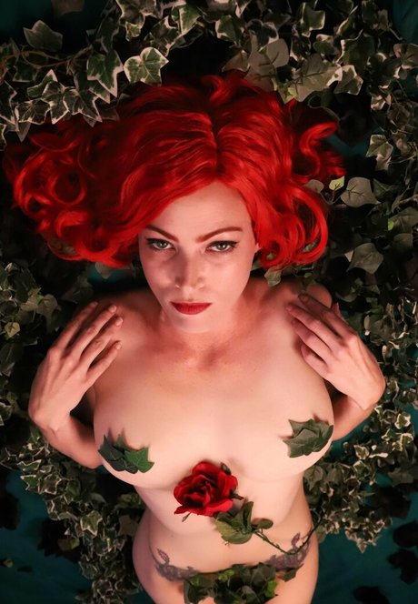 layneneko hot actress pictures