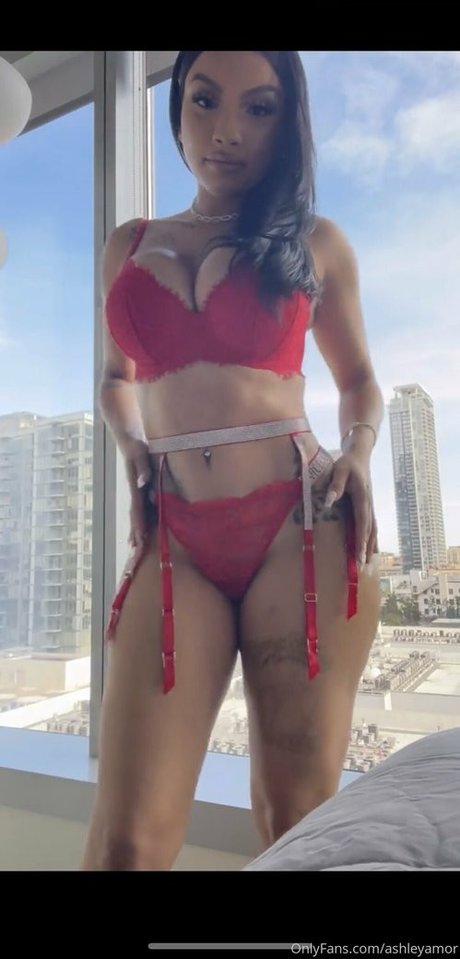 ashleyamor Profile pic