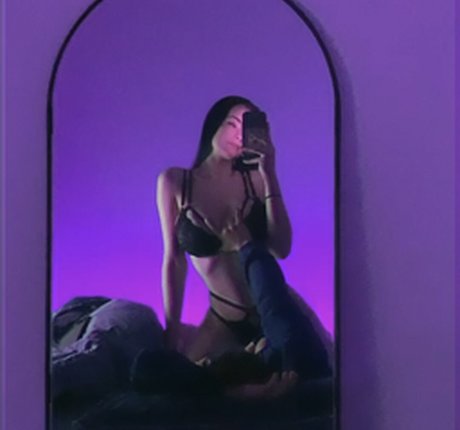 Carolyn Marcinkus nude star pic