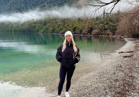 ellaredmond model sexy gallery