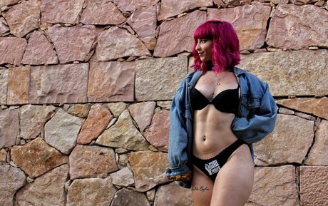 celialindermann pretty model pictures