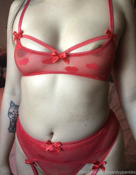 mandyypanties nice model pic