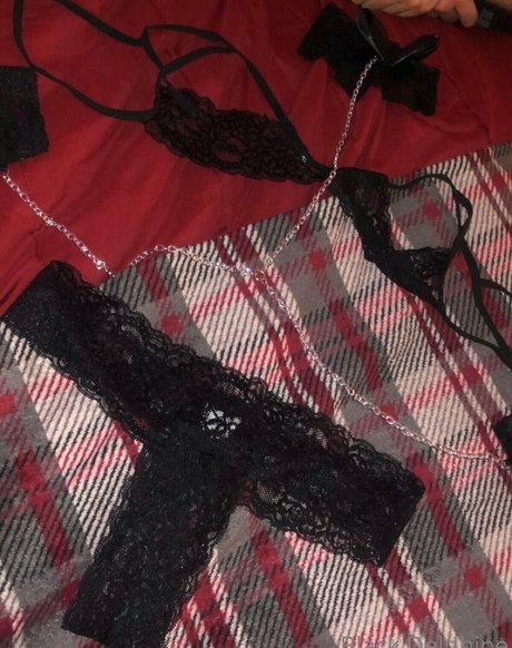 blackdelphine nudes model image