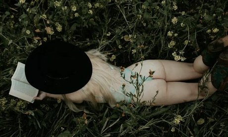 Michaela Green xxx pornstar image