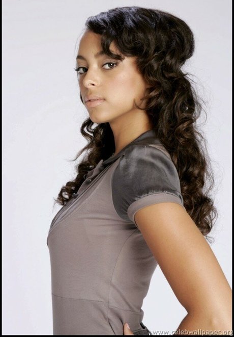 Amber Stevens West star pretty image
