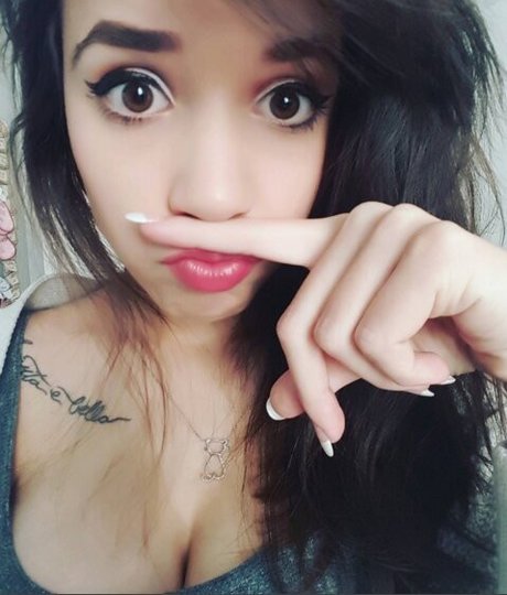 Deernadia high quality actress img