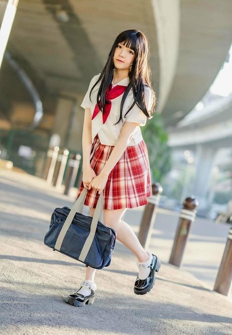 pikiichu sex model image