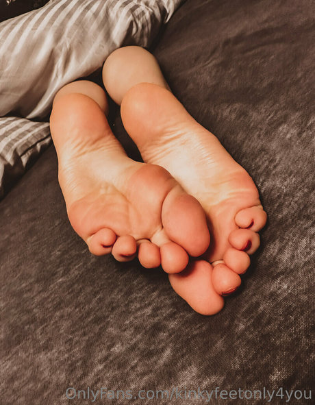 kinkyfeetonly4you star nice gallery